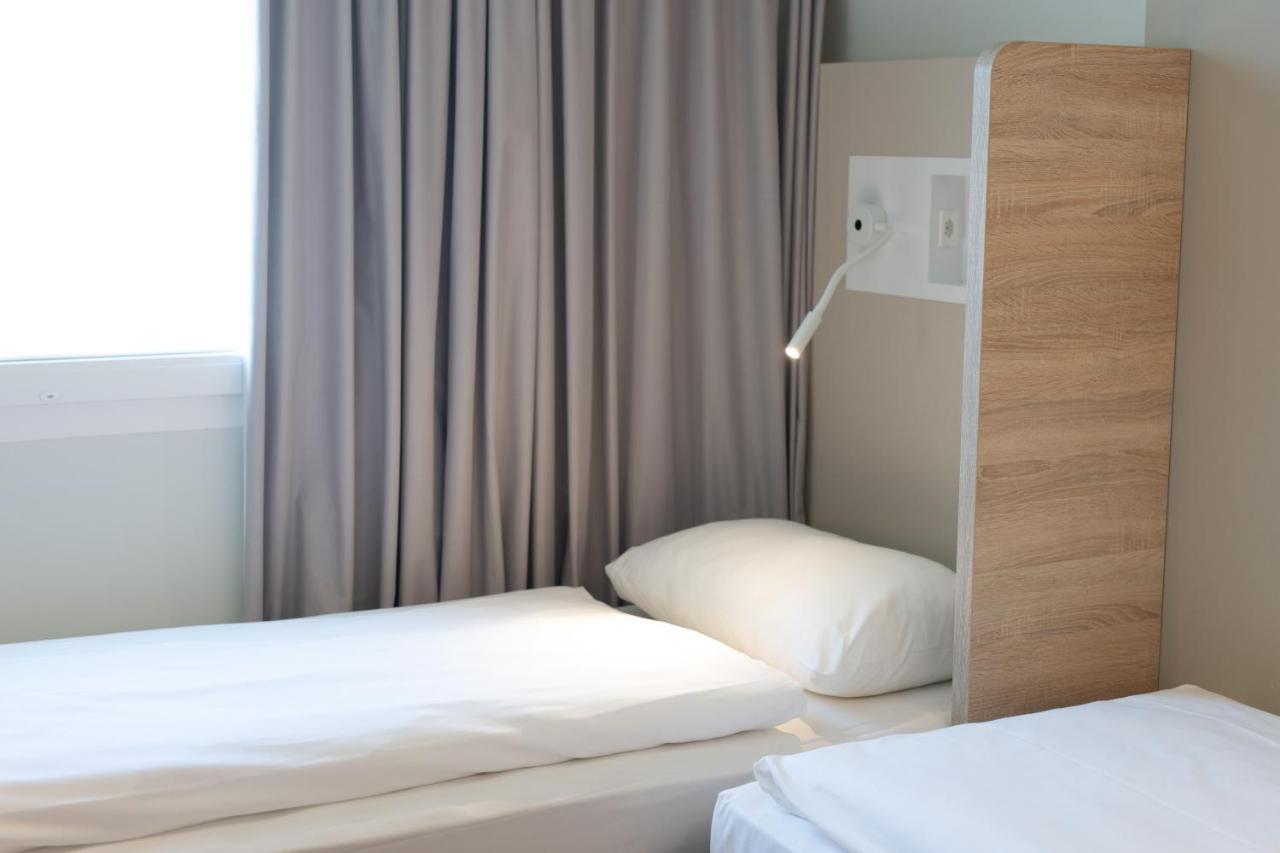 Ibis Budget Fribourg Bagian luar foto