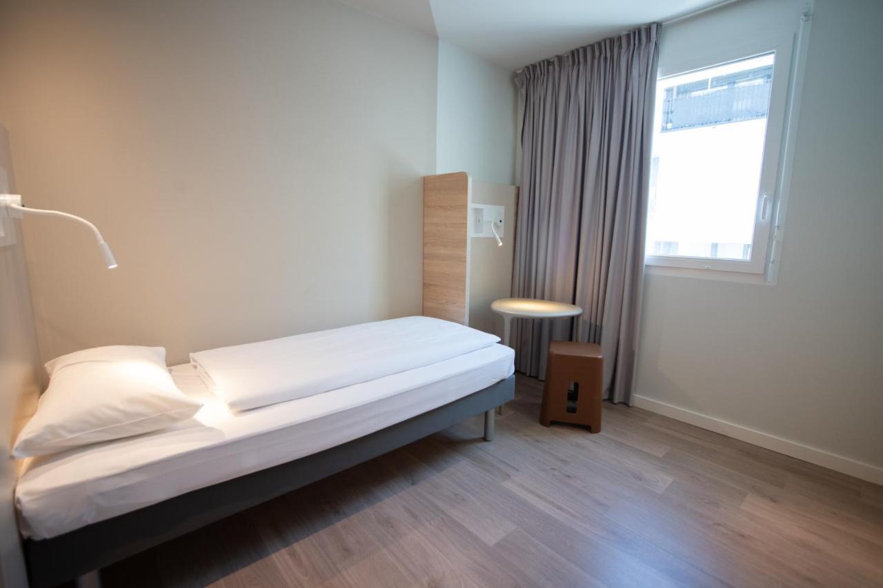 Ibis Budget Fribourg Bagian luar foto