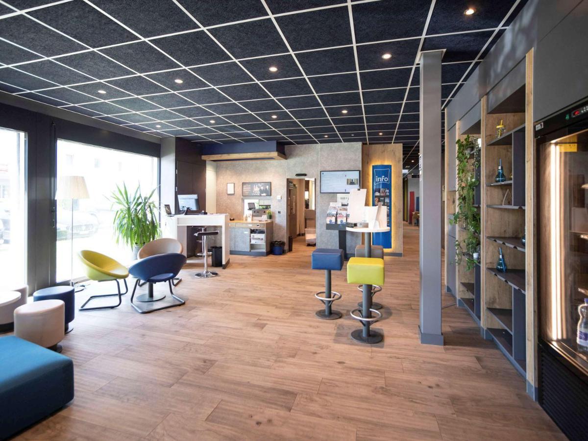 Ibis Budget Fribourg Bagian luar foto