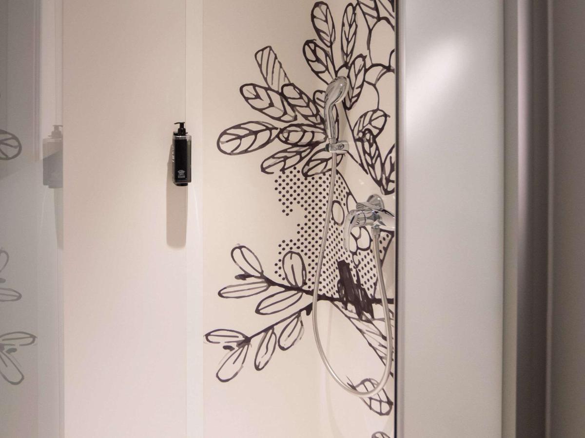 Ibis Budget Fribourg Bagian luar foto