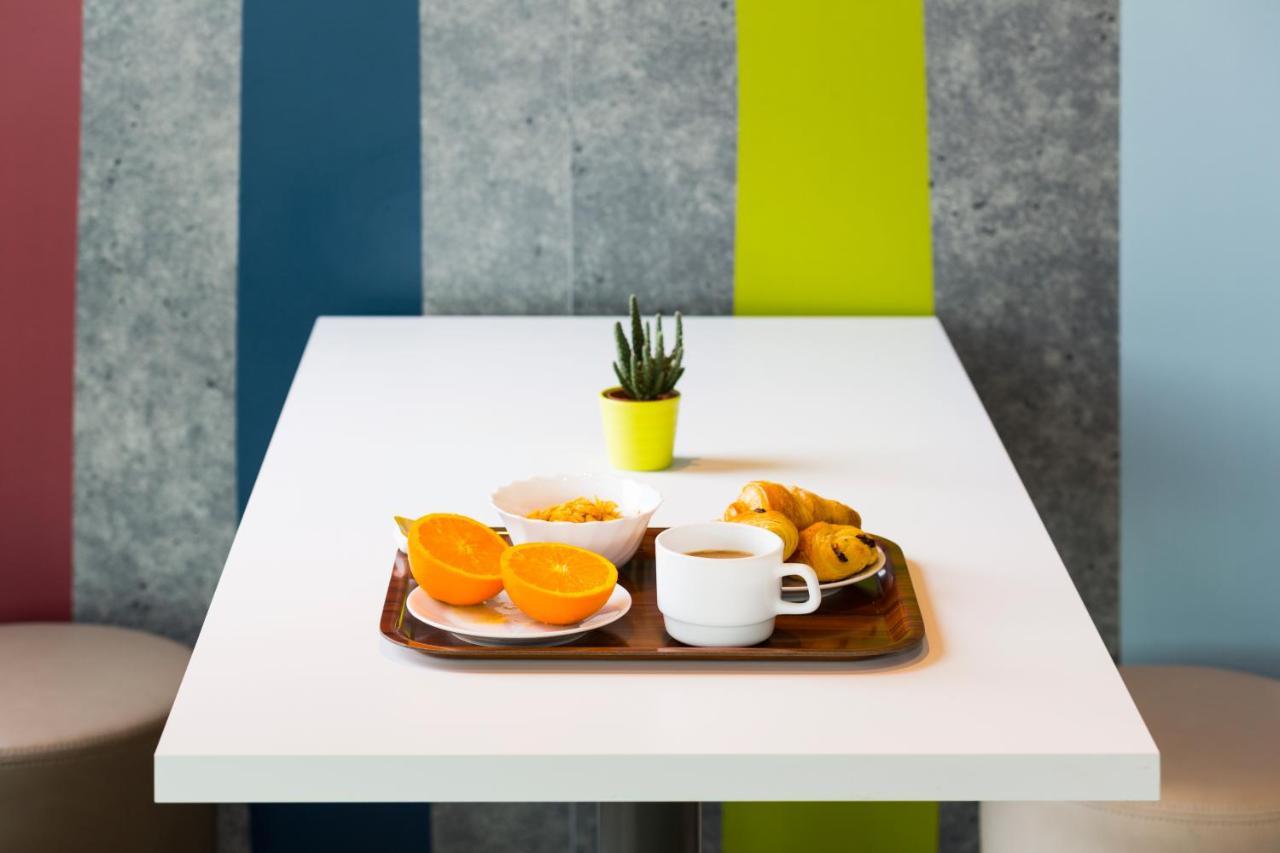 Ibis Budget Fribourg Bagian luar foto