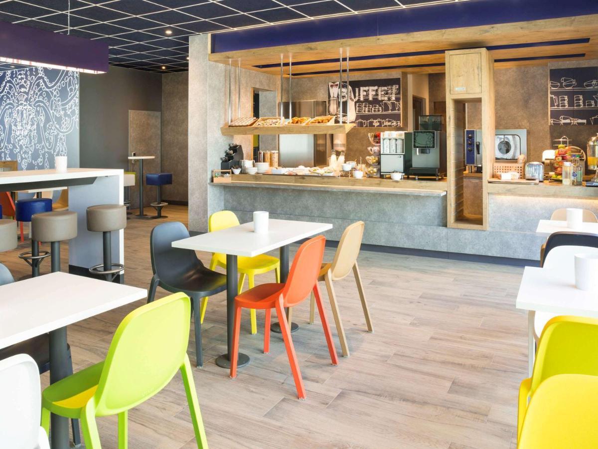 Ibis Budget Fribourg Bagian luar foto